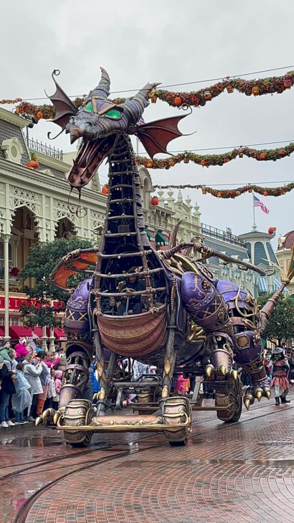 Dag 1: de start van onze trip. Disney Parade