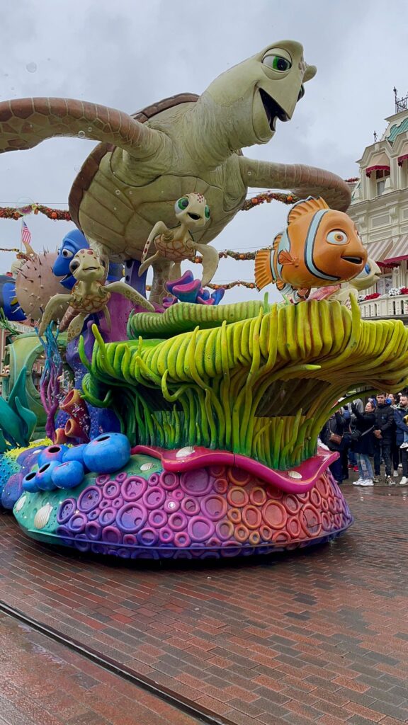 Dag 1: de start van onze trip. Disney Parade